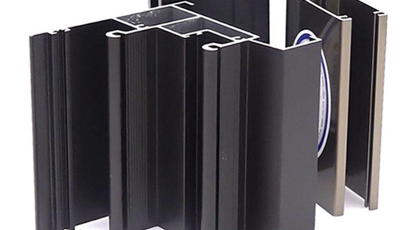门窗五金件材质揭秘：材质差异与性能解析**